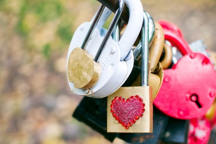 تصویری مرتبط با ارتباطات خانواده جدید